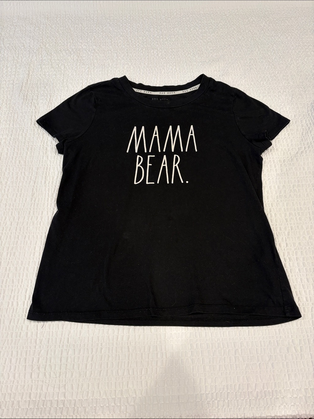 Rae Dunn Black women’s MAMA BEAR." Graphic Tee
Size M